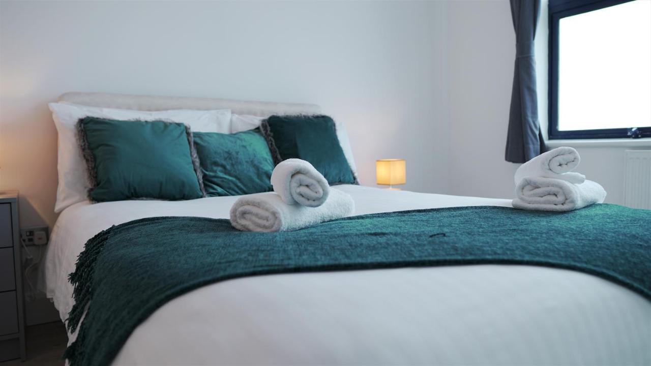 Sapphire House Apartments Telford Esterno foto
