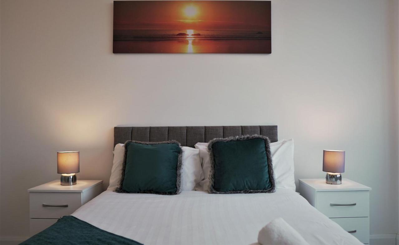 Sapphire House Apartments Telford Esterno foto