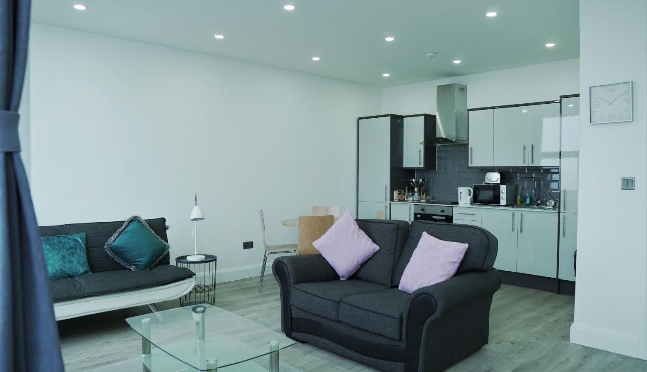 Sapphire House Apartments Telford Esterno foto