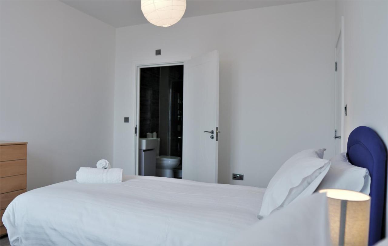 Sapphire House Apartments Telford Esterno foto