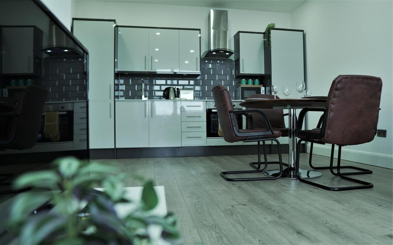 Sapphire House Apartments Telford Esterno foto