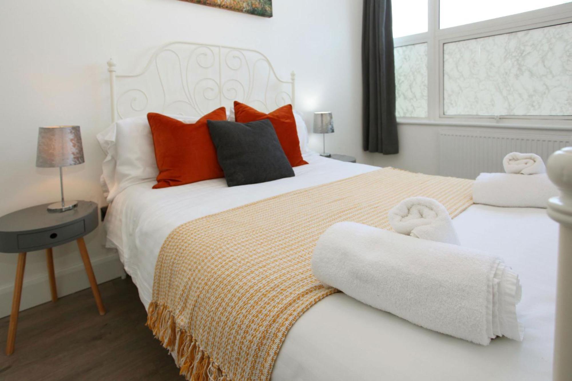 Sapphire House Apartments Telford Esterno foto