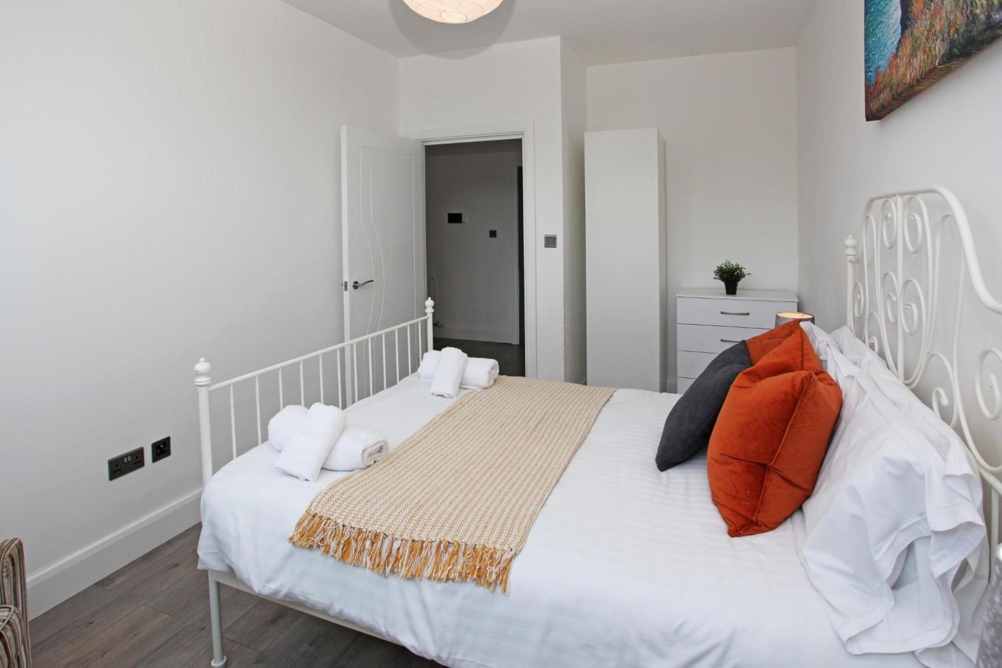 Sapphire House Apartments Telford Esterno foto